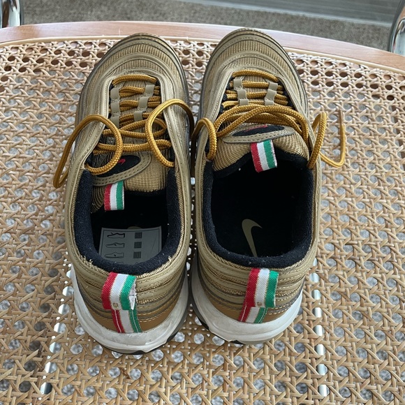 Nike Air Max ‘Italian Gold’ - Picture 4 of 7